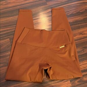 Cleo Harper soul legging